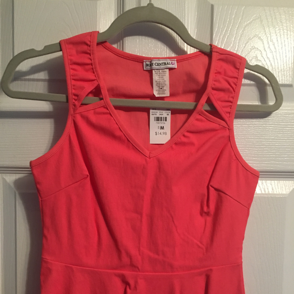 NWT Body Central Sleeveless Corall Top Medium